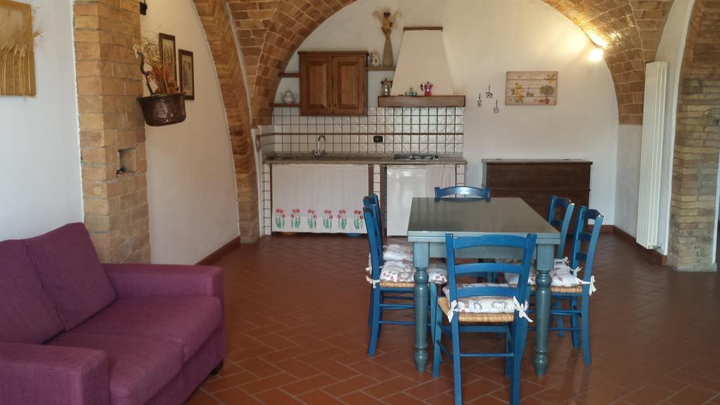 Agriturismo Il Catrino Ponteginori ภายนอก รูปภาพ